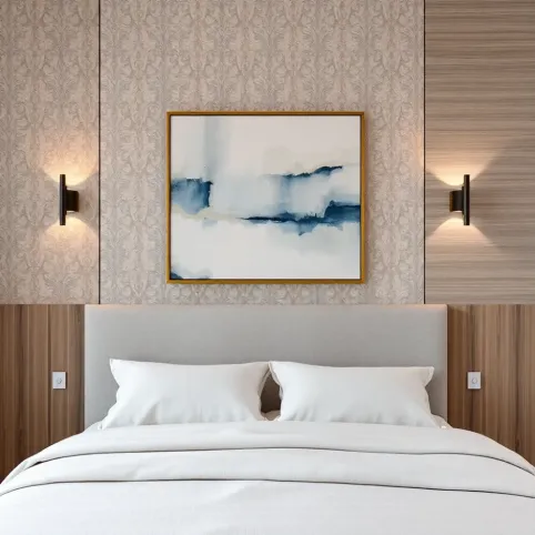 Aranżacja ściany nad łóżkiem w sypialni