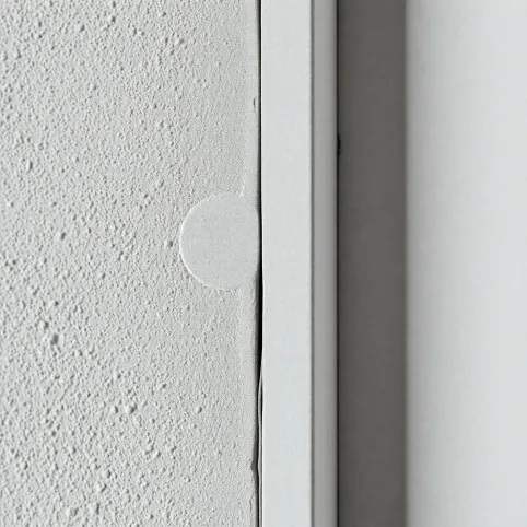 Czy pod płytki trzeba tynkować