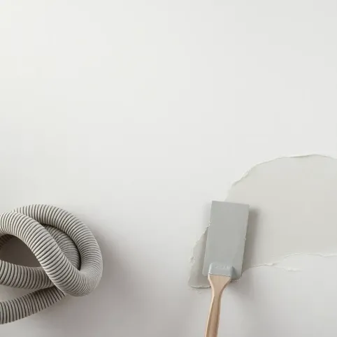 Czy tynk maszynowy można nakładać ręcznie