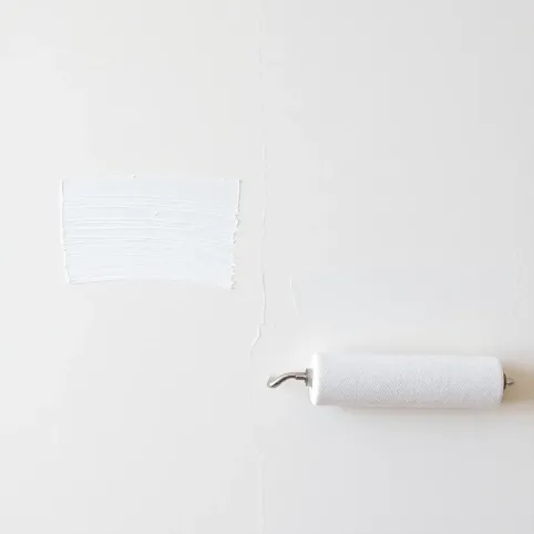 Czym gruntować ściany pędzlem czy wałkiem