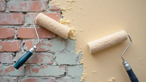 czym malować elewacje wałkiem czy pędzlem