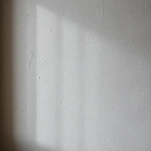 Czym przykryć baranek na ścianie