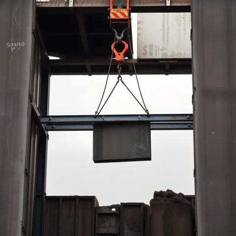 Demontaż ścianki berlińskiej