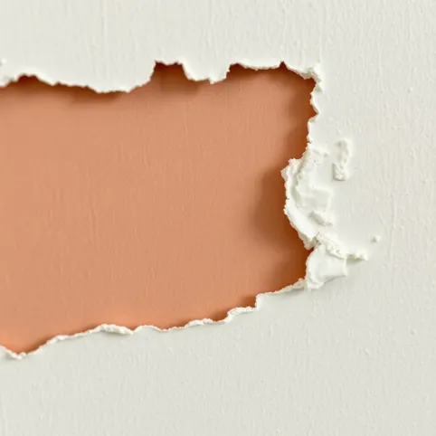 Dlaczego farba odchodzi od ściany