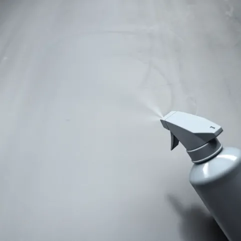 Do odtłuszczania powierzchni przed malowaniem