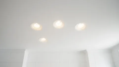 ile halogenów do łazienki