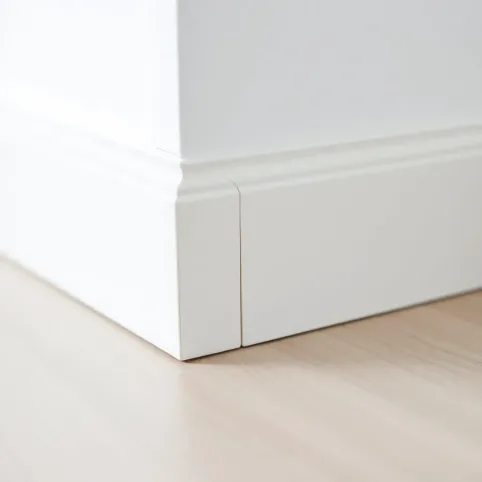 Jak łączyć listwy przypodłogowe PCV