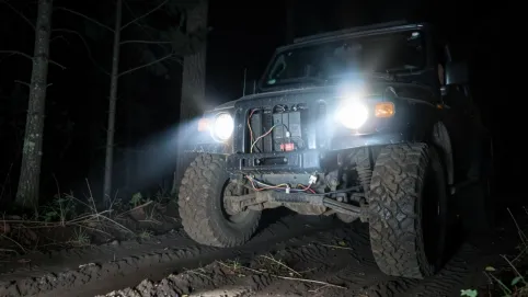 Jak podłączyć halogeny 12V