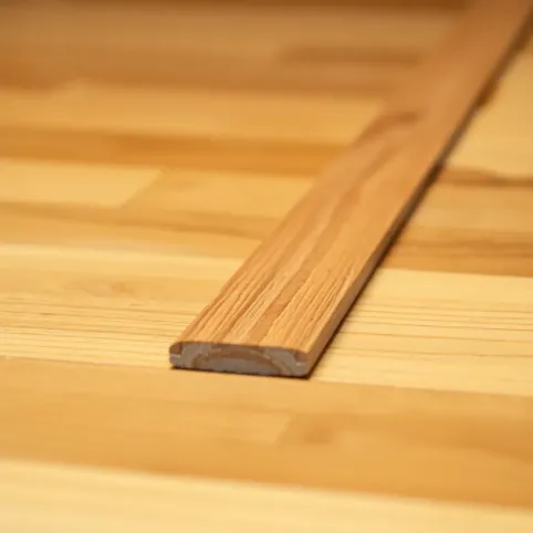 Jak przykleić listwę progową