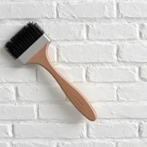 Jak wyczyścić białą cegłę na ścianie