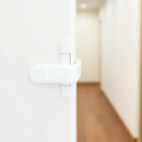 Jak zabezpieczyć narożniki ścian w przedpokoju