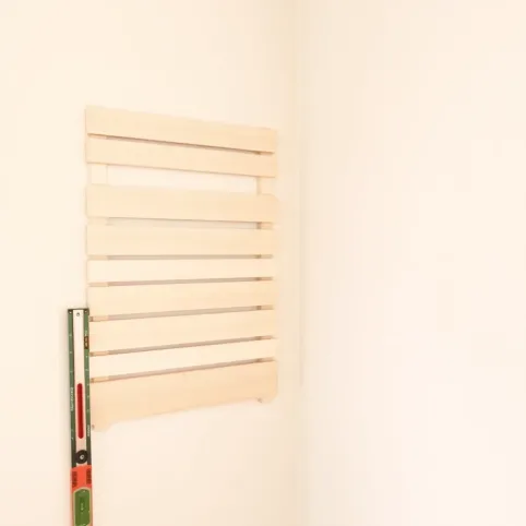 Jak zrobić lamele na ścianie