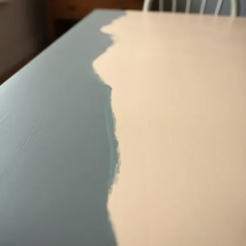 Jaki lakier na farbę kredową