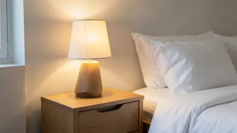 Lampa w stylu skandynawskim do sypialni