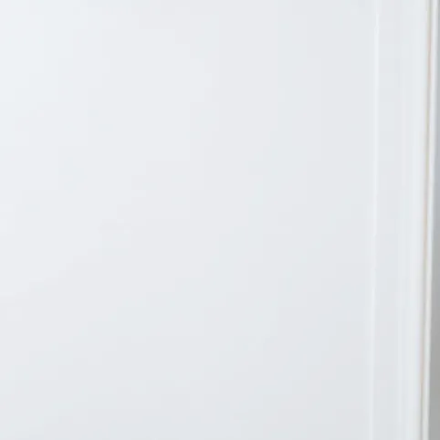 Malowanie mebli z okleiny na biało