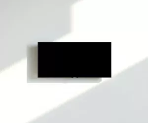 Mały telewizor na ścianę
