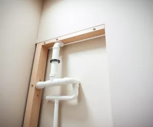 montaż stelaża wc w ścianie gk