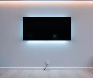 Montaż telewizora Samsung na ścianie