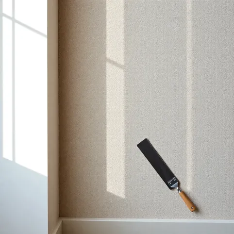 Montaż wykładziny na ścianie