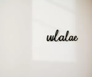 Naklejka z imieniem na ścianę