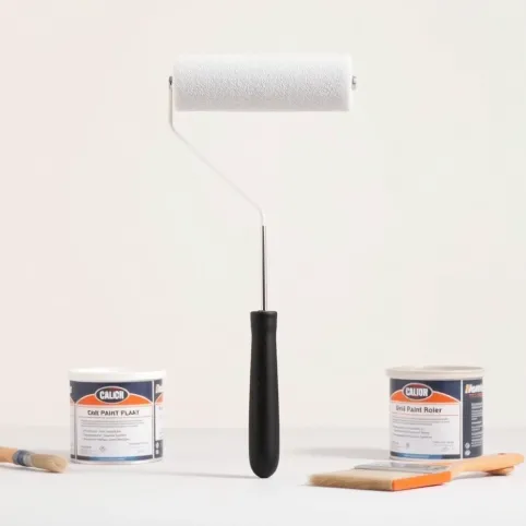 Niekapiący wałek do malowania sufitu