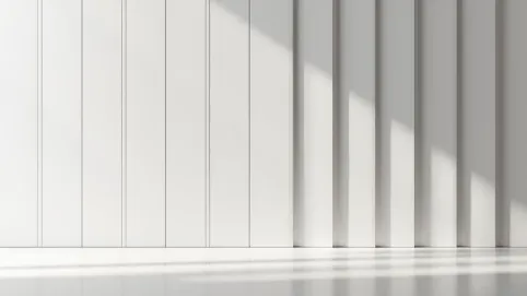 Pionowe listwy na ścianie