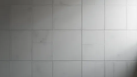 Szare płytki do łazienki na ścianę