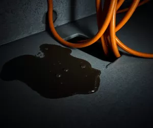 Woda pod posadzką a ogrzewanie podłogowe