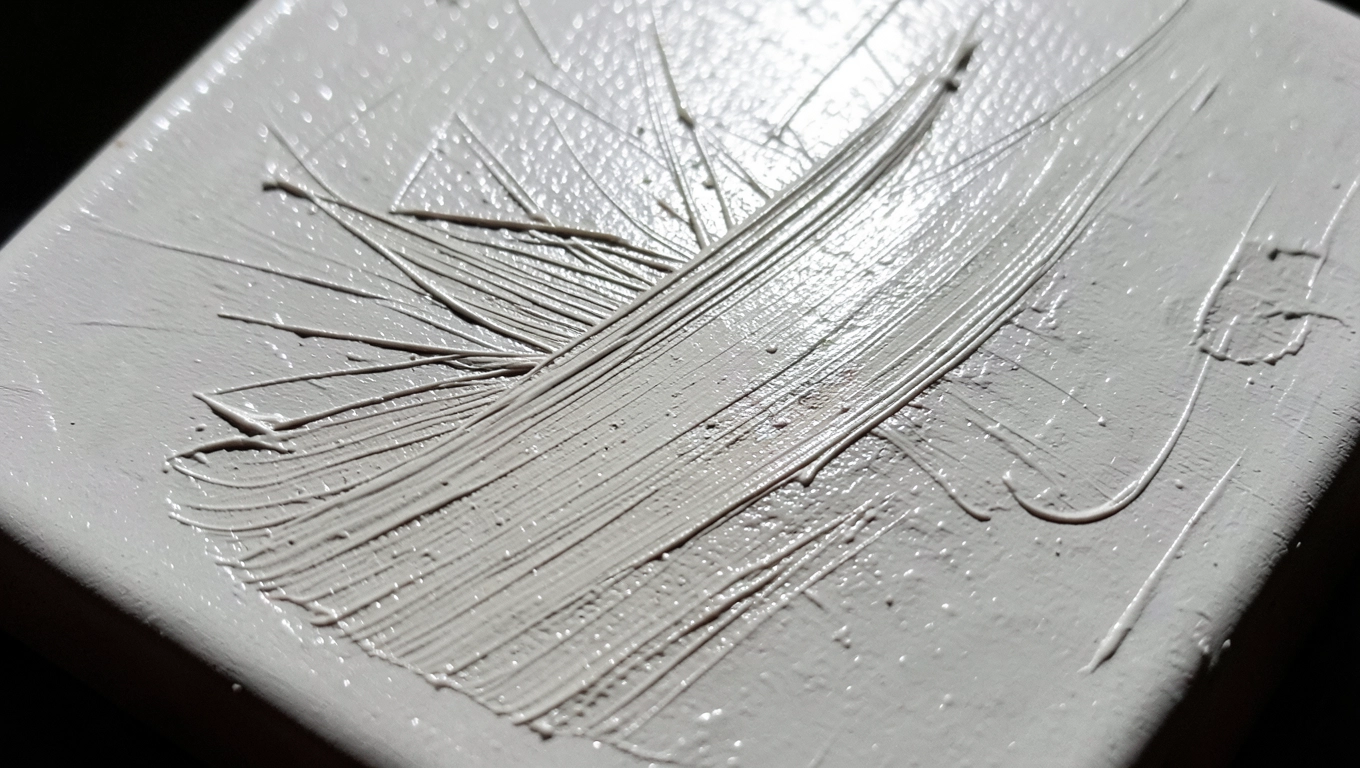 wady malowania kasetonów pędzlem