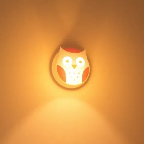 Lampa ścienna na baterie dla dzieci